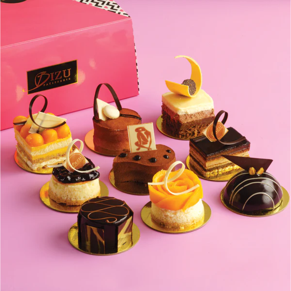 Cake Surprise Box of 9 by Bizu