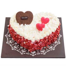 Strawberry Heart Cake by Tous les Jours